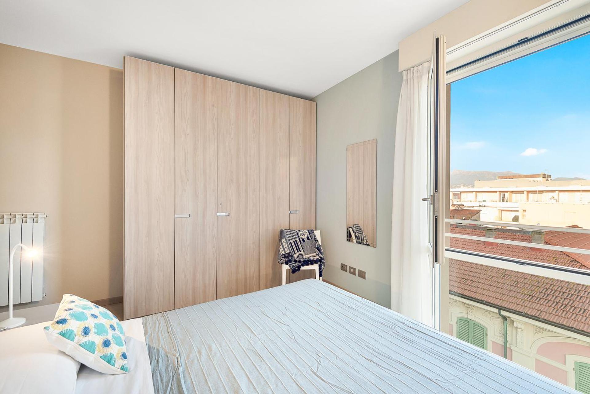 Levante Appartamento Di Pregio, Terrazza E Vista Panoramica Sul Mare E La Citta Viareggio Exteriör bild